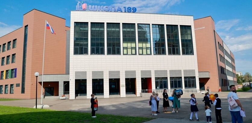 Самая большая школа открылась в нижегородском ЖК «Зенит» 1 сентября - фото 1